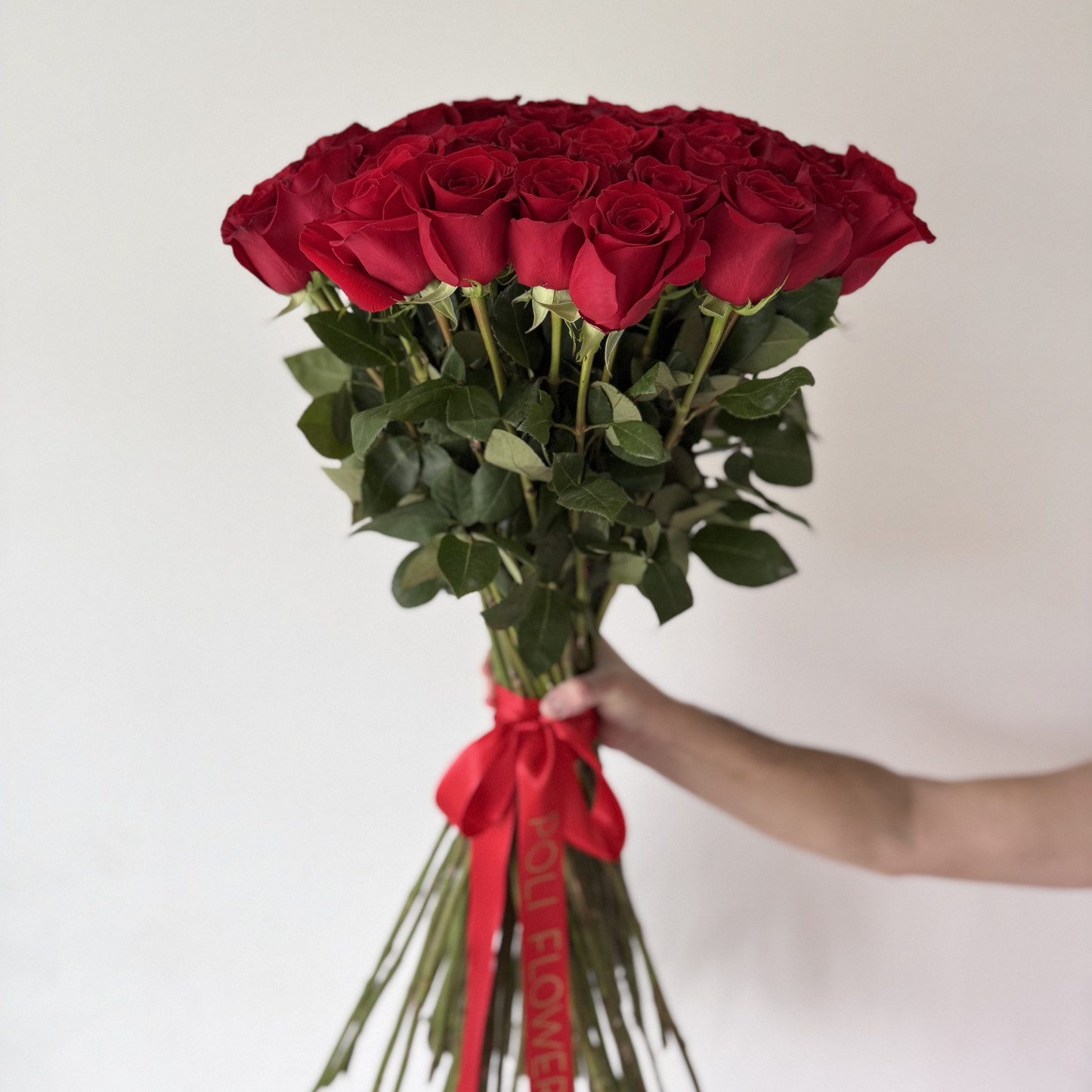 50 long stem red roses