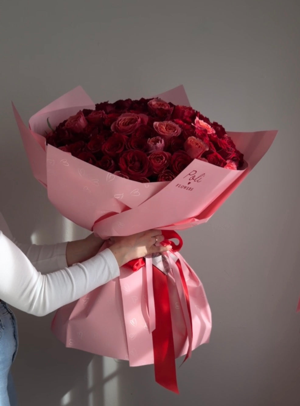 Long Stem Red Roses
