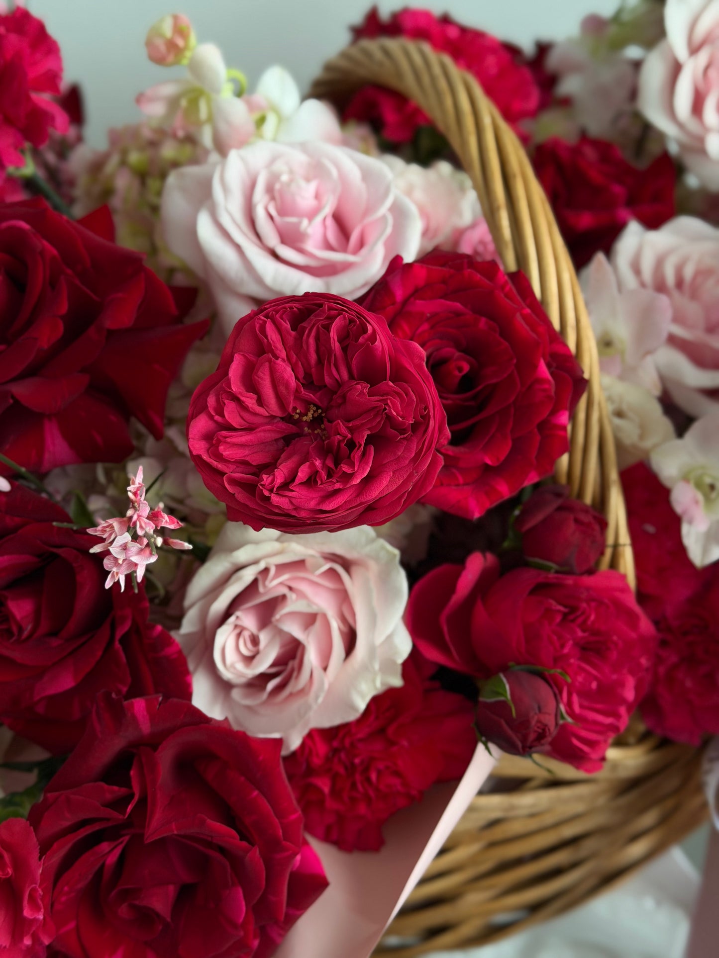 Grand Valentine Basket