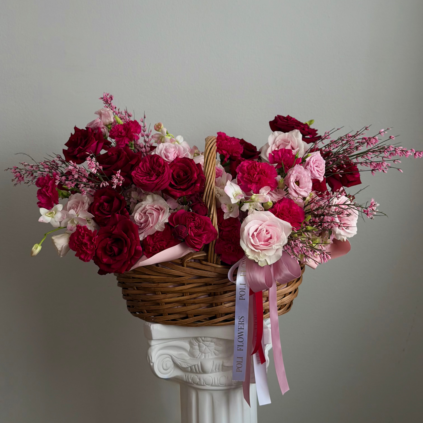 Grand Valentine Basket