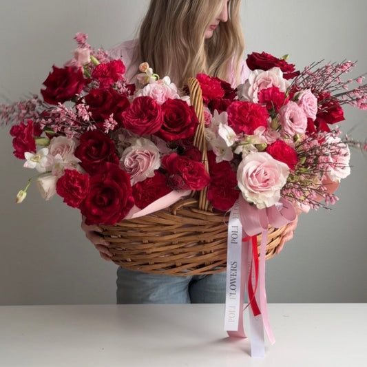 Grand Valentine Basket