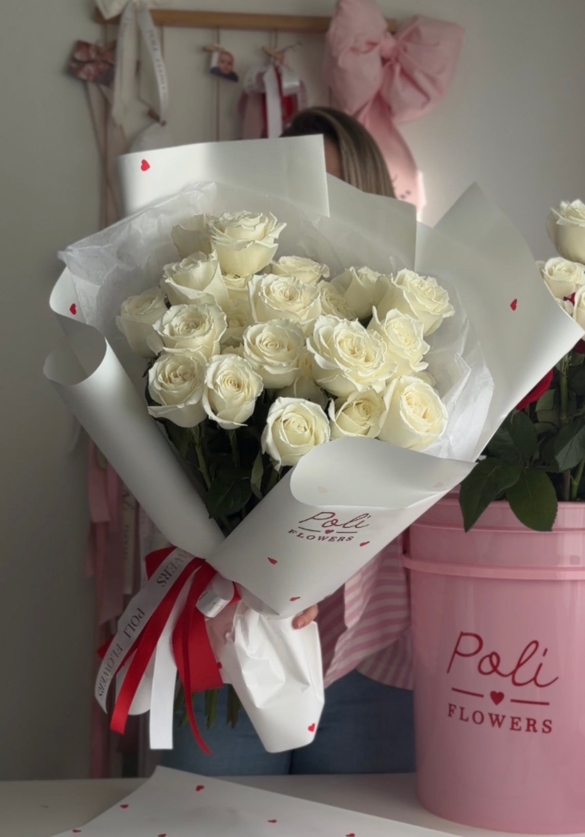 Long Stem White Roses